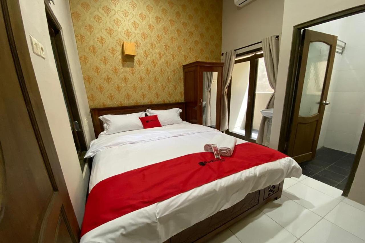 Reddoorz Near Mojokerto Train Station Hotel Eksteriør billede